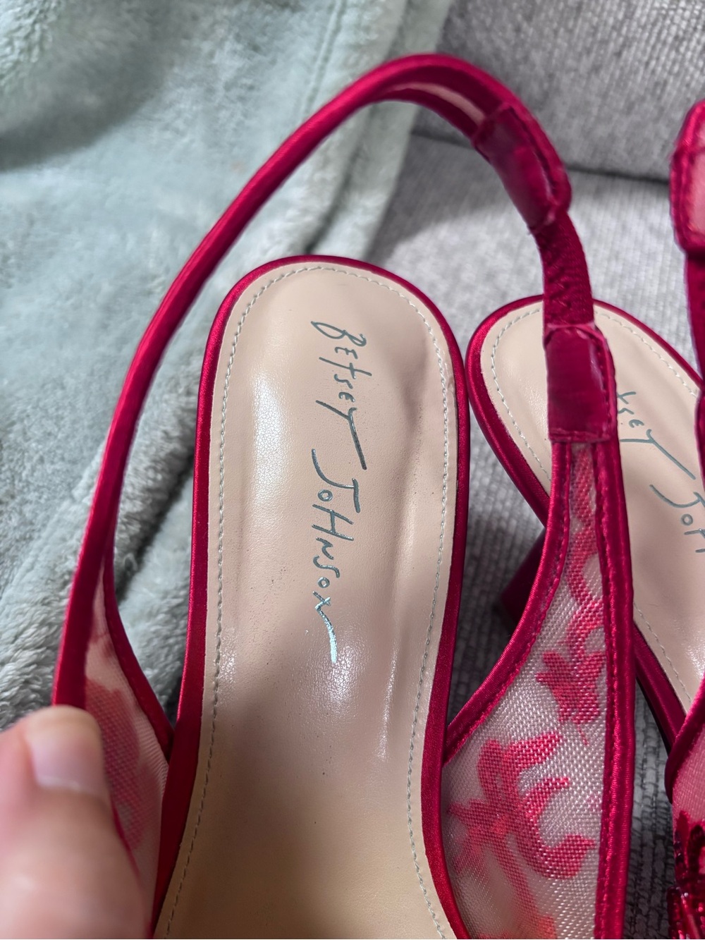 ✨Nikki Red Betsey Johnson Heels Size 8.5 - Picture 7 of 12